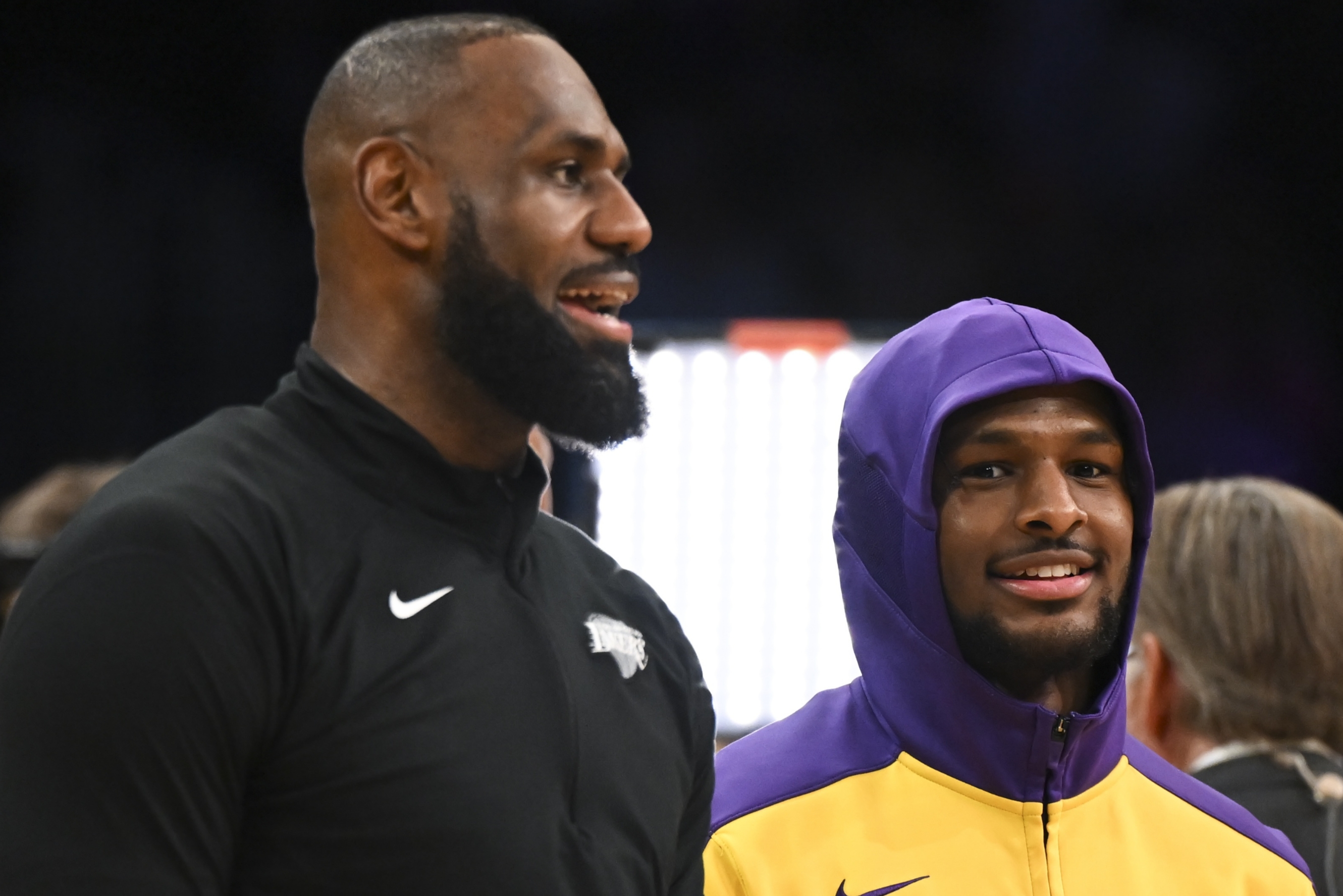 od体育vip注册-篮球明星的最新消息:詹姆斯在训练中受伤的简单介绍