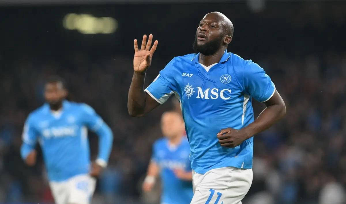 od体育亚洲官网-意甲焦点对决:那不勒斯豪取三分的简单介绍