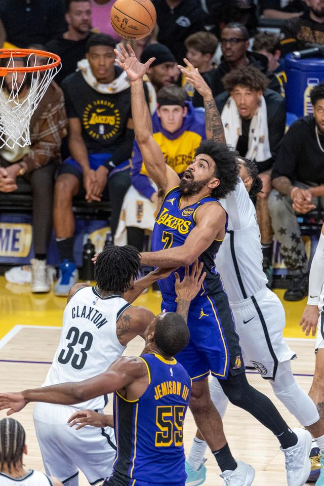 od体育官方入口-篮网队实力强劲,轻松赢得比赛