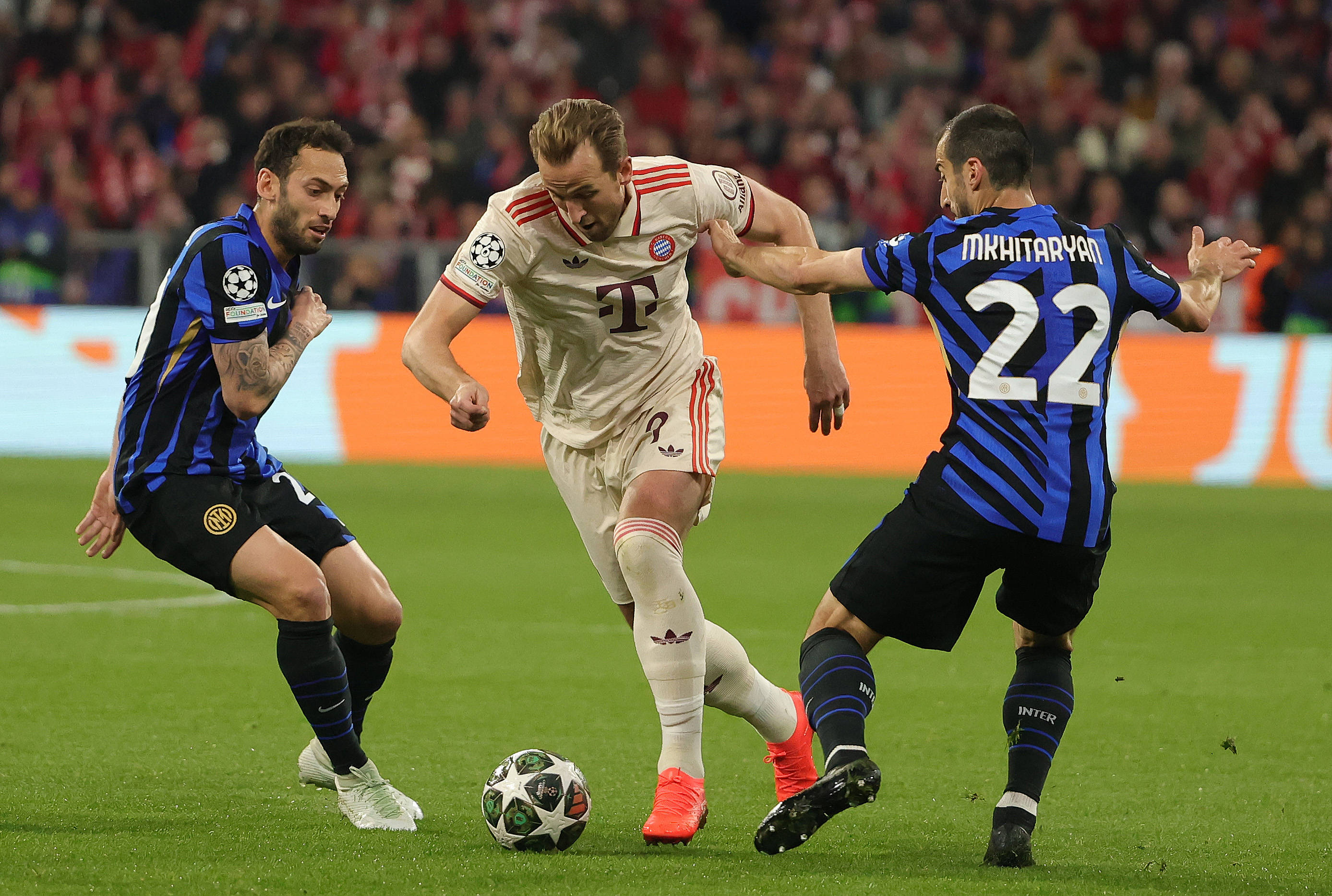 od体育网页版入口-国际米兰主场憾负拜仁，蒙羞失街头的简单介绍