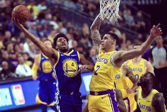 od体育下载-勇士击败快船,取得胜利宝座