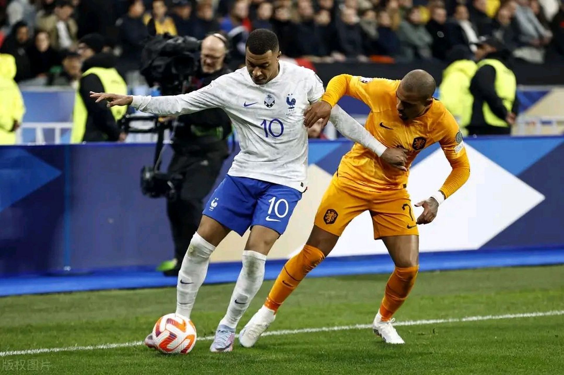 od体育中国官网-法国队经过激烈角逐,成功晋级欧预赛决赛的简单介绍